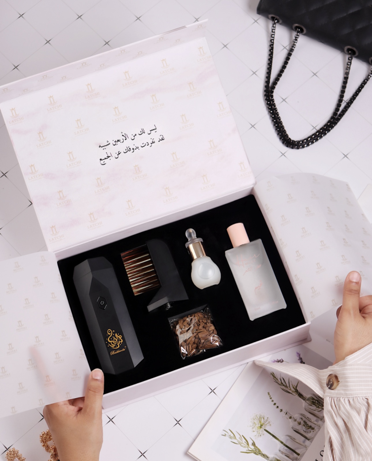 بوكس غيم مبخرة اسود مطور-عطر شعر 